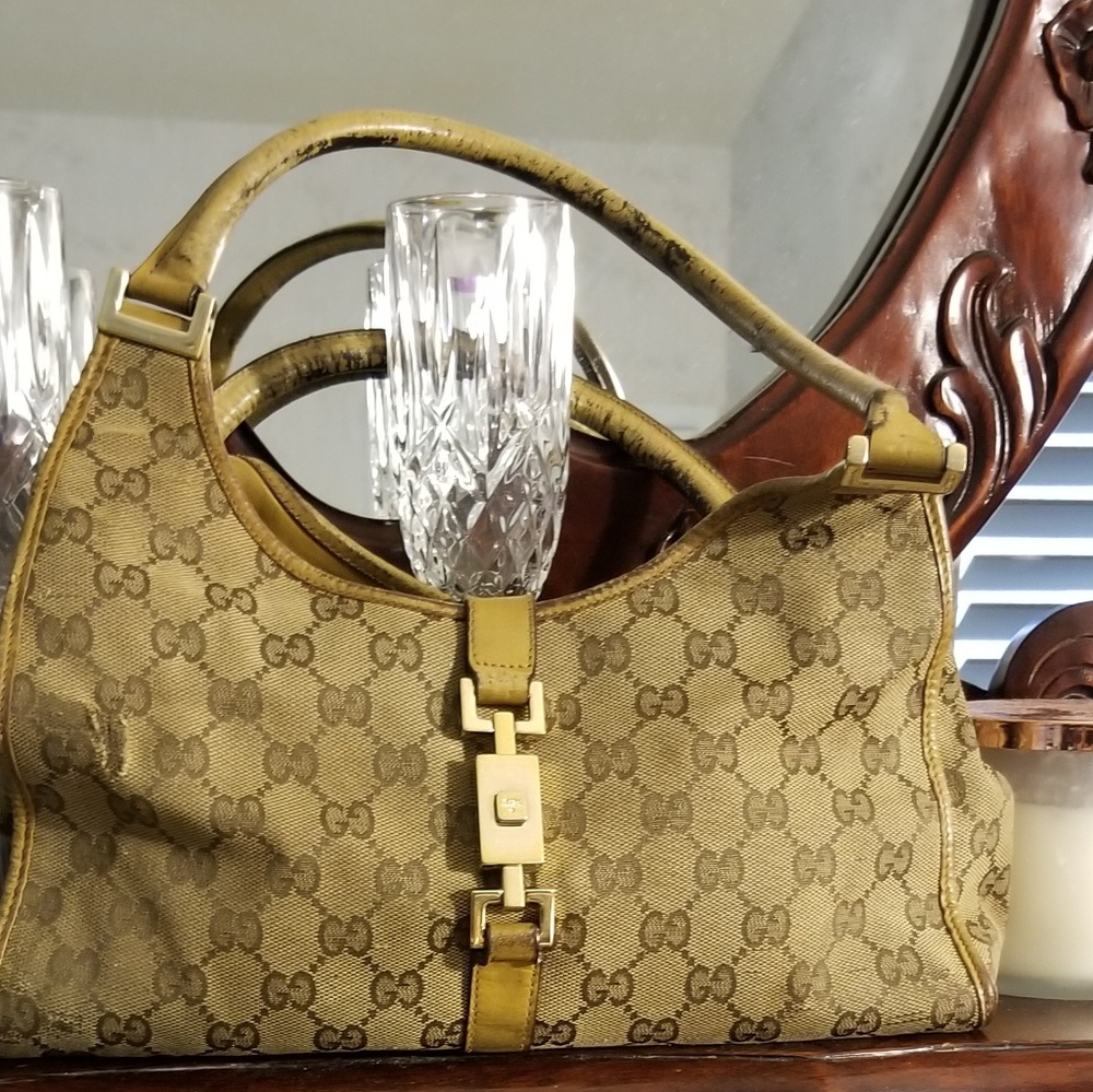 (GUCCI)SOLD 🔥Ladies purse🔥SOLD SOLD